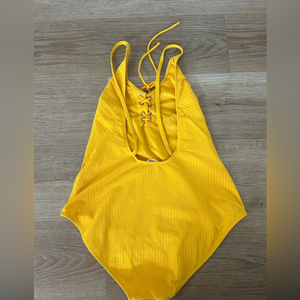 Sezane Vague D'amour Swimsuit - Sézane X Ysé Jaune - Size 40 - Picture 3 of 3